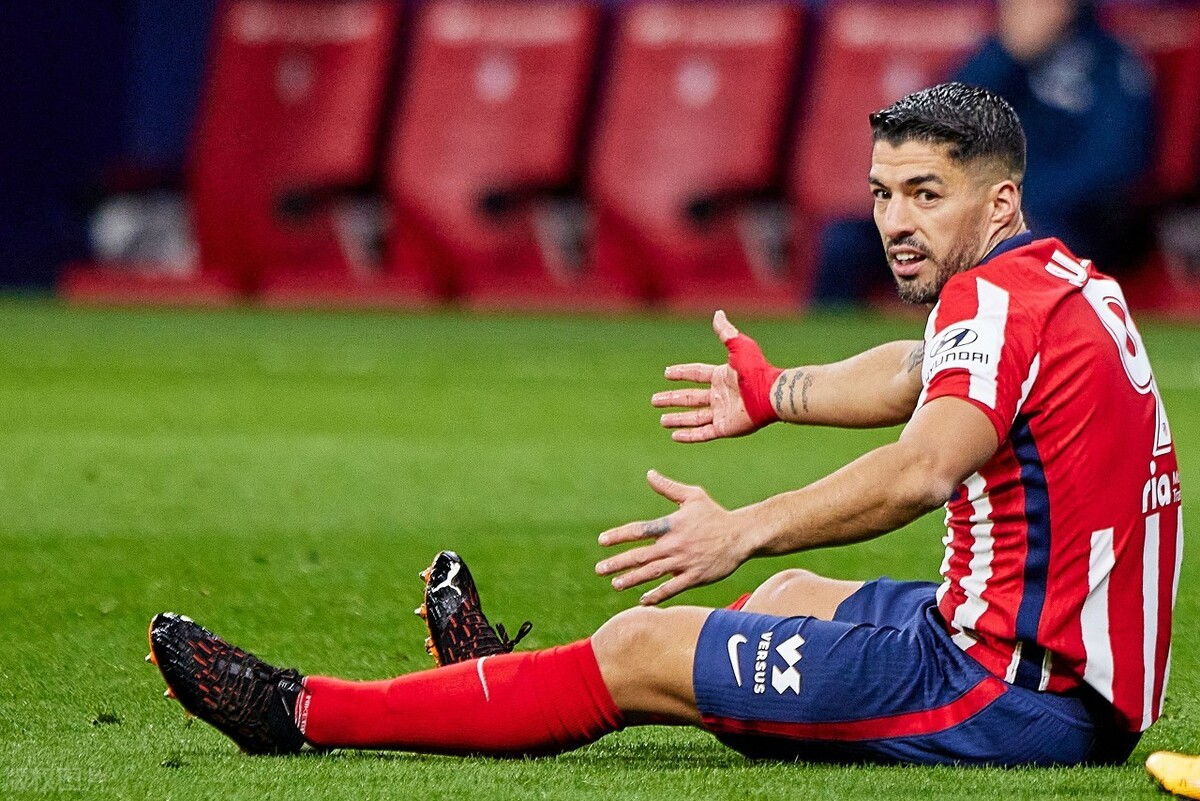 包含关键时刻芝加哥公牛调整名单以备法国杯赛前拉齐奥内部沟通之后，Ning在切尔西比赛中战术调整的词条